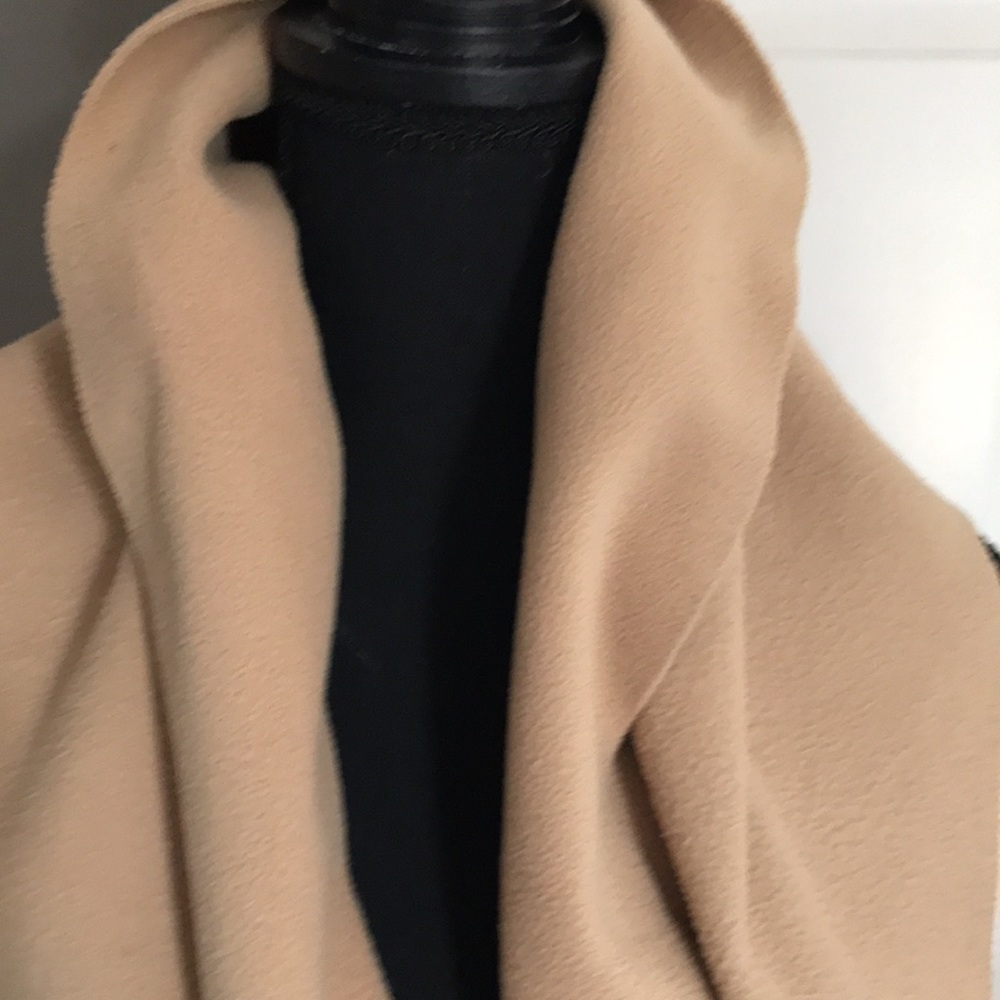 SCARF - Picture 3 of 4